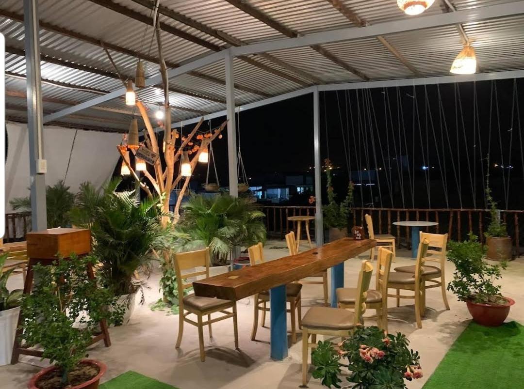 Kiwi'S Homestay & Cafe ฟานเที้ยต ภายนอก รูปภาพ